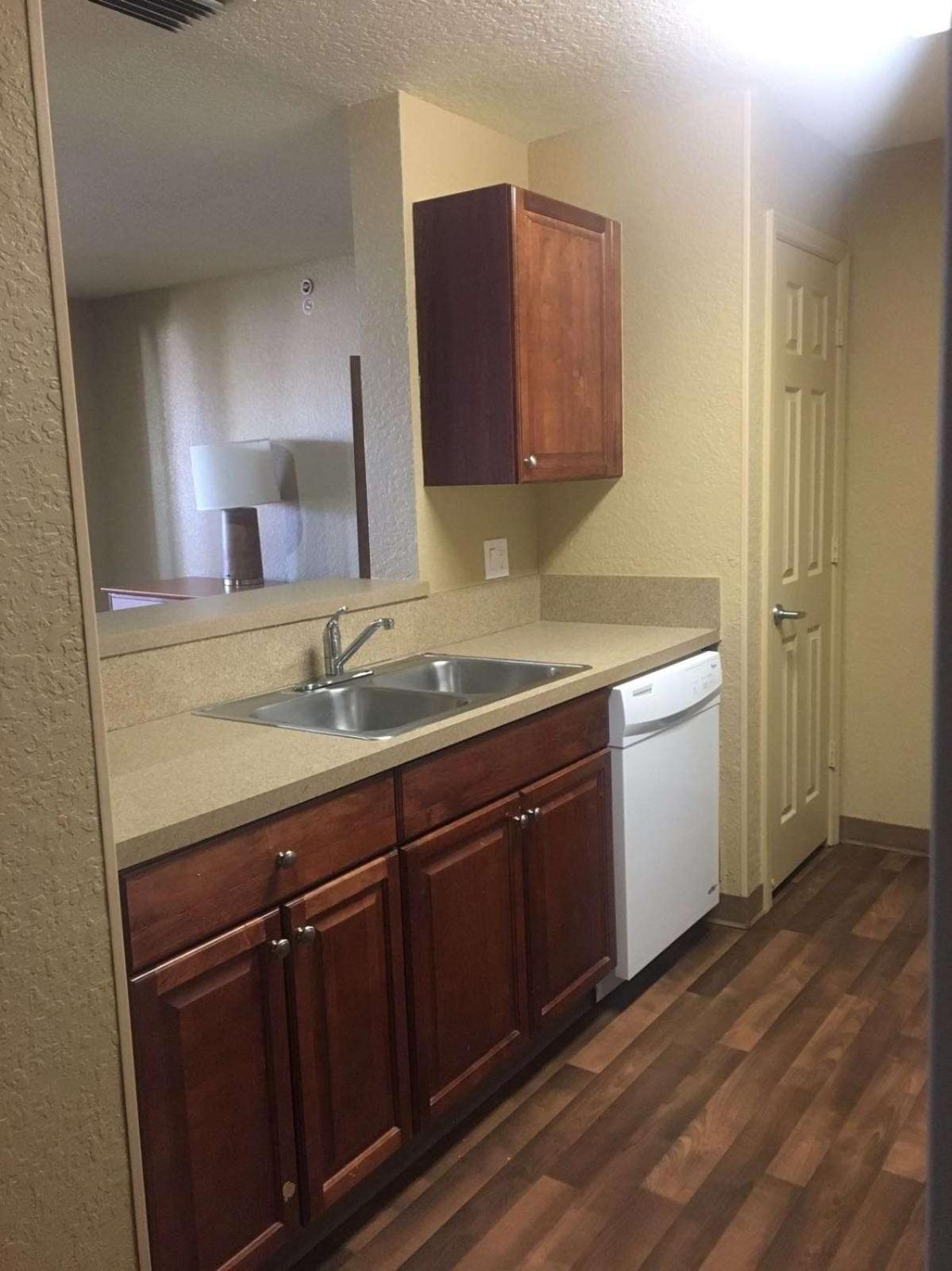 Extended Stay America Suites - Jacksonville - Deerwood Park Eksteriør bilde